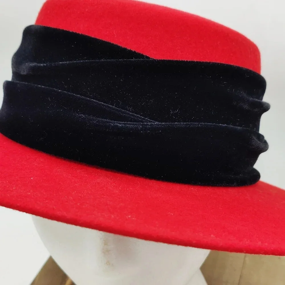 Vintage Felt Wool Fedora Style Hat • Velvet Band - Picture 2 of 10